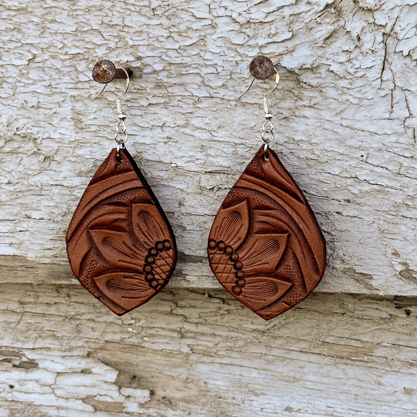 Pointed Teardrop Sunflower Leather Earrings